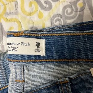 Abercrombie low rise baggy